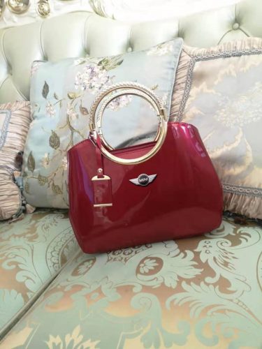 MIN Deluxe Women Handbag With Free Wallet photo review